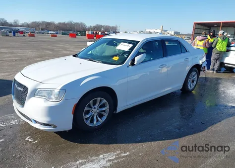 2015 Chrysler 300 Limited из США, поврежденный, VIN 2C3CCAAG3FH891674